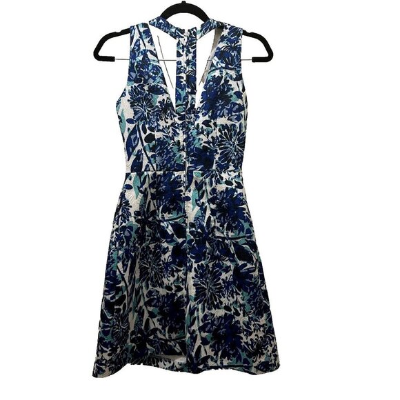 2/$30 H&M Sleeveless Fit & Flare Jacquard Dress Size 4 Blue Floral Pockets NWT - Picture 3 of 13